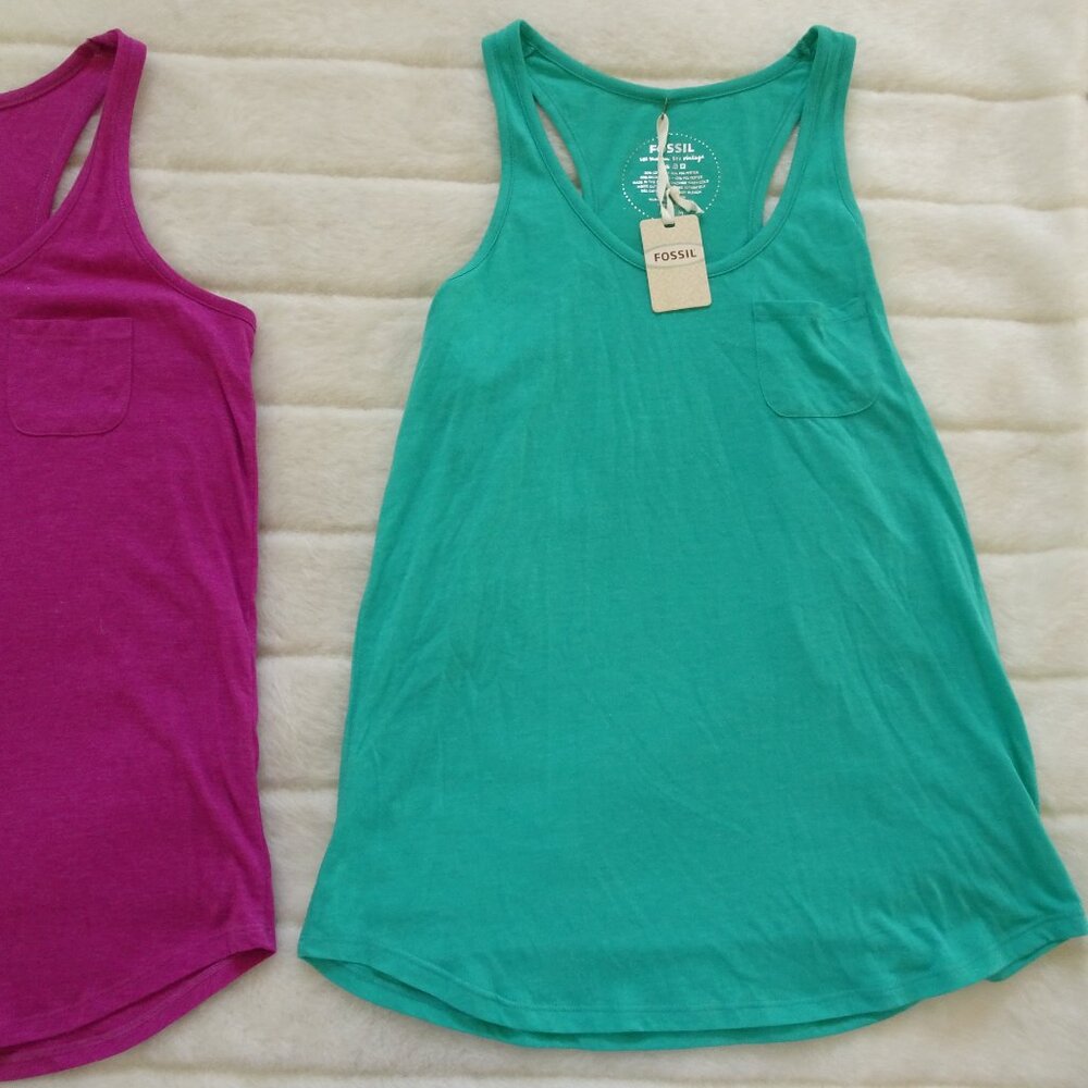 NWT Fossil Set Of Two Sport Athletic Top Medium - Picture 2 of 10